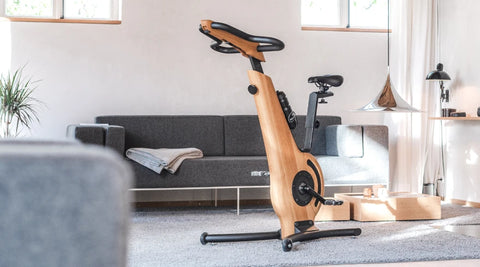 Space-saving footprint under 1m²