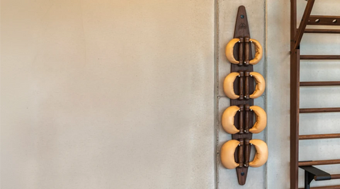 Free-standing or wall-mounted